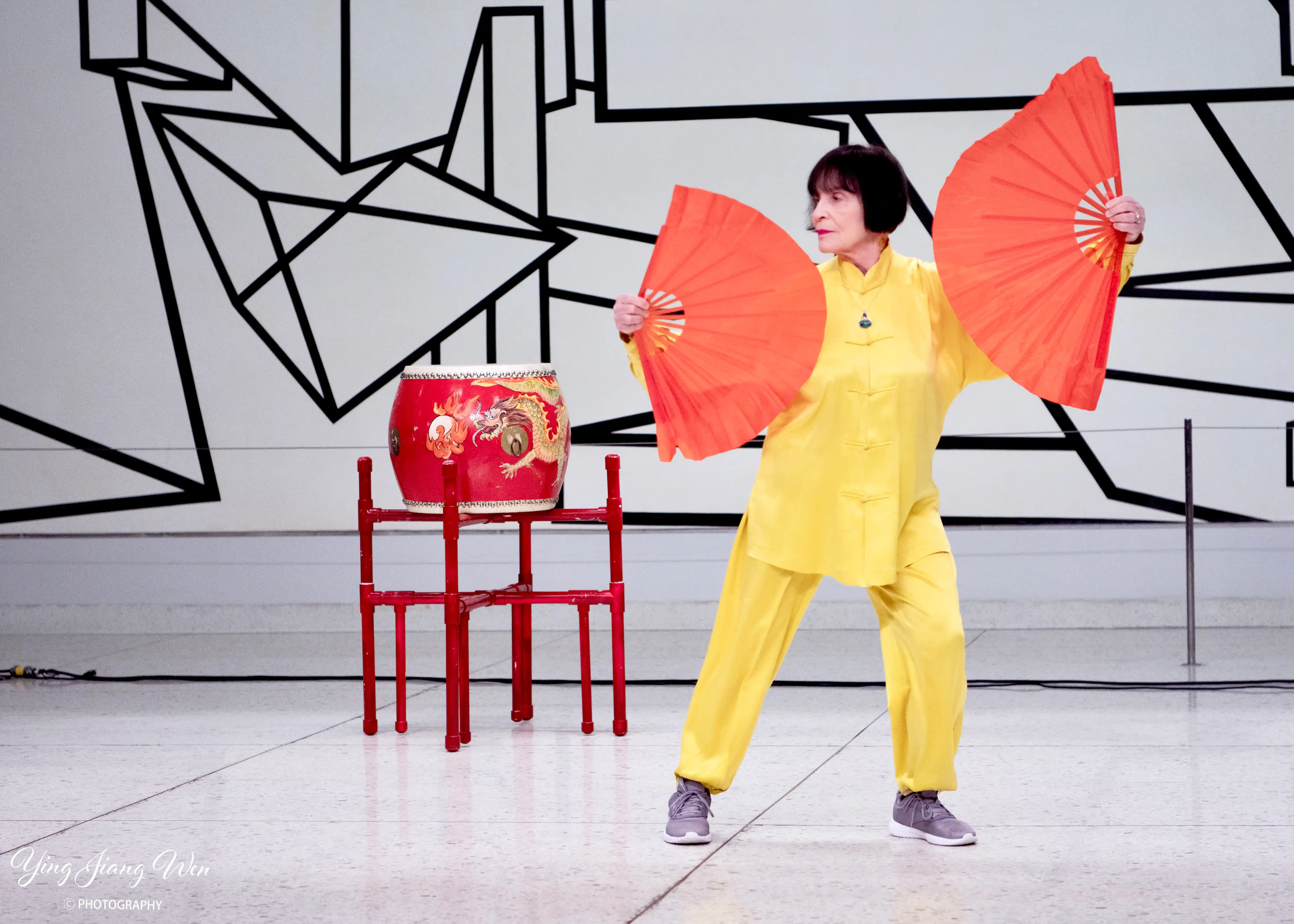 Tai Chi Fan Dance